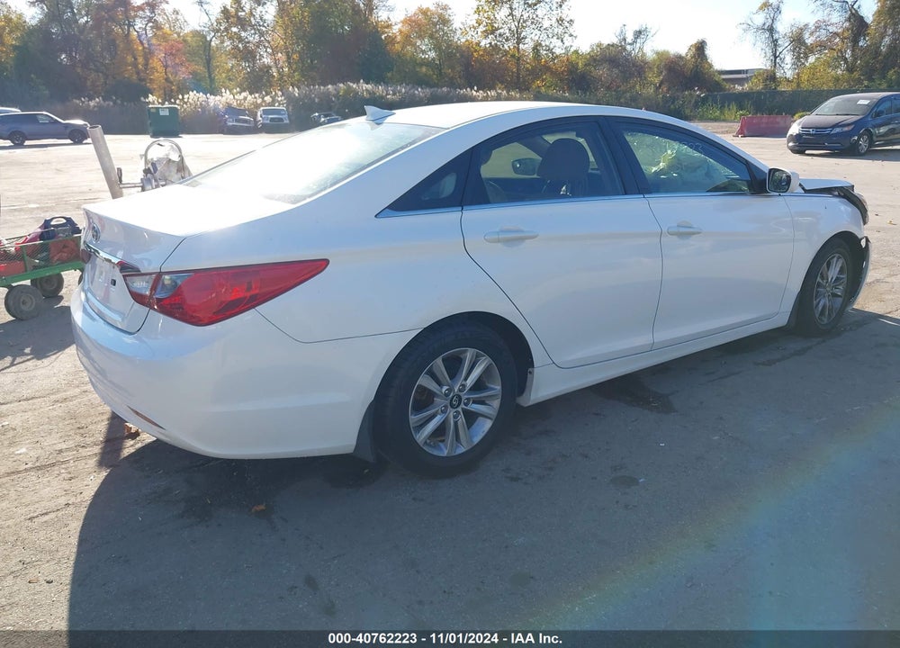 2013 HYUNDAI SONATA GLS VIN: 5NPEB4AC9DH632486