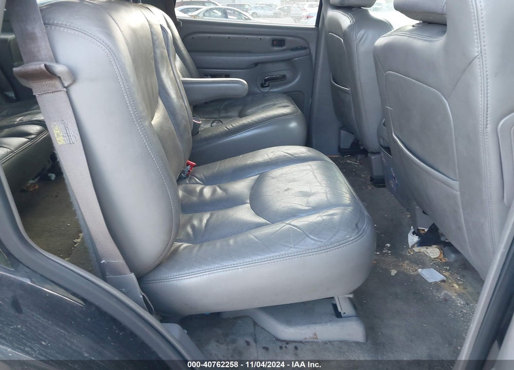 2005 CADILLAC ESCALADE STANDARD VIN: 1GYEK63N85R164880