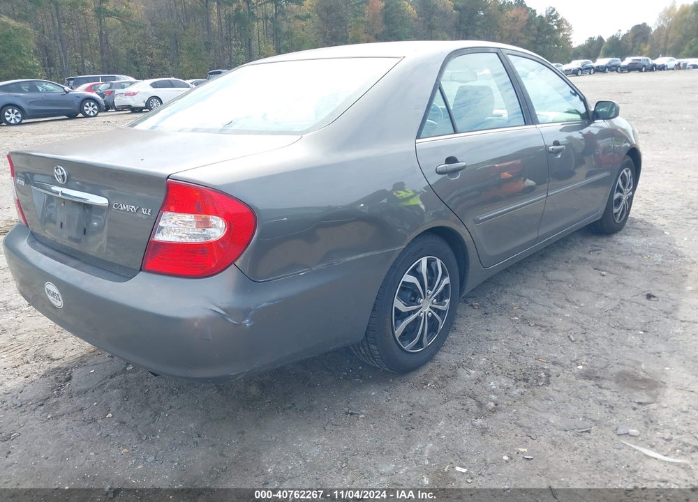 2002 TOYOTA CAMRY XLE VIN: 4T1BE32K92U569849