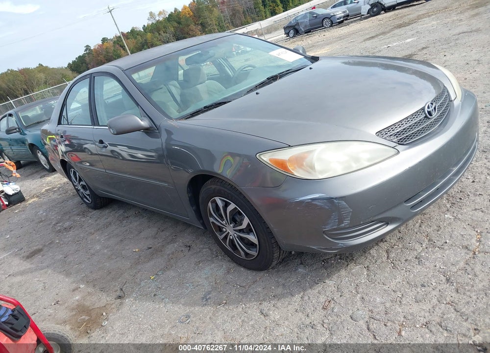 2002 TOYOTA CAMRY XLE VIN: 4T1BE32K92U569849