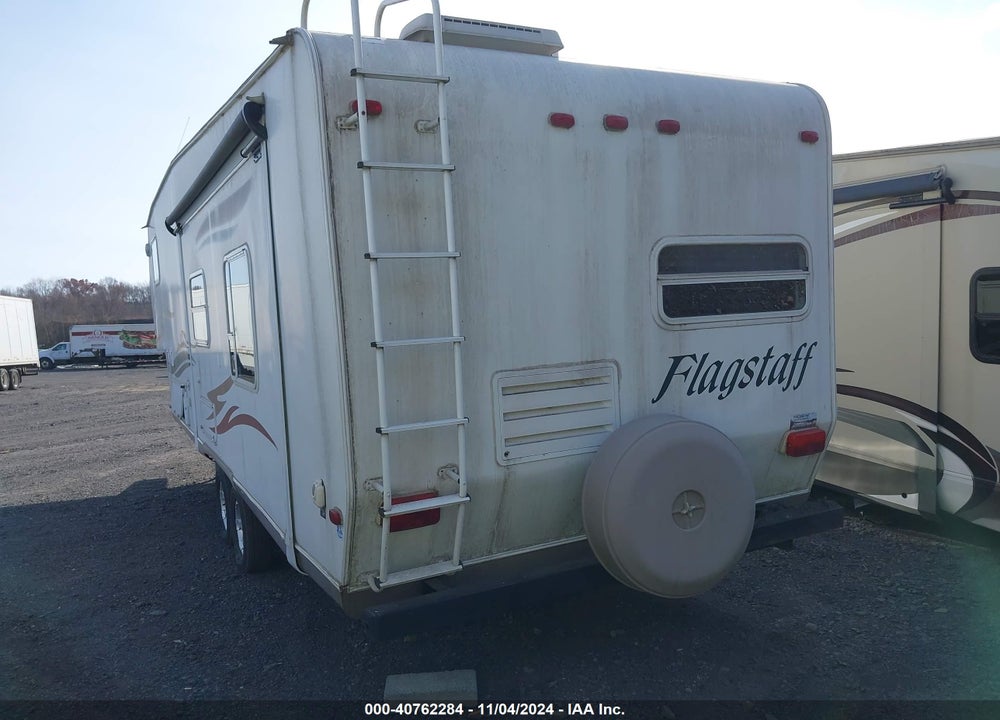 2008 FLAGSTAFF FOREST RIVER, FIFTH WHEEL, 28-29FT, 1 WORKING SLID VIN: 4X4FFLD2781821179
