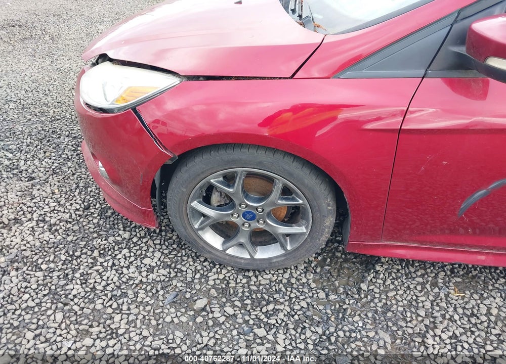 2014 FORD FOCUS SE VIN: 1FADP3K23EL454574