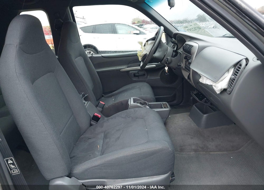 2002 FORD EXPLORER SPORT VIN: 1FMYU60EX2UC92155