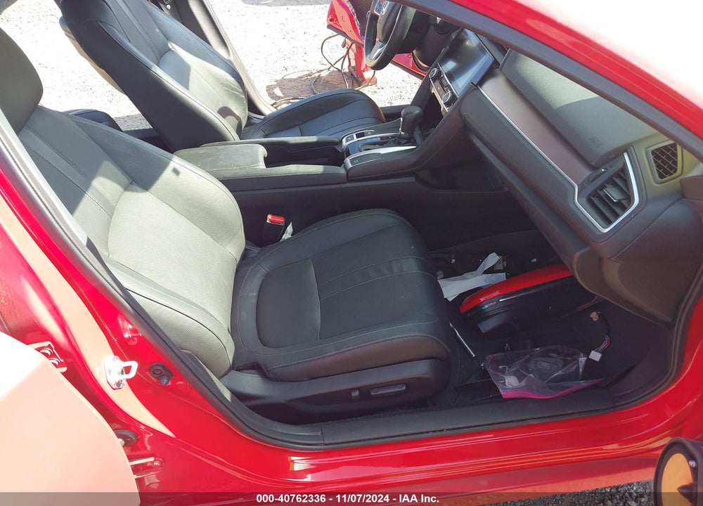 2018 HONDA CIVIC TOURING VIN: JHMFC1F92JX027236