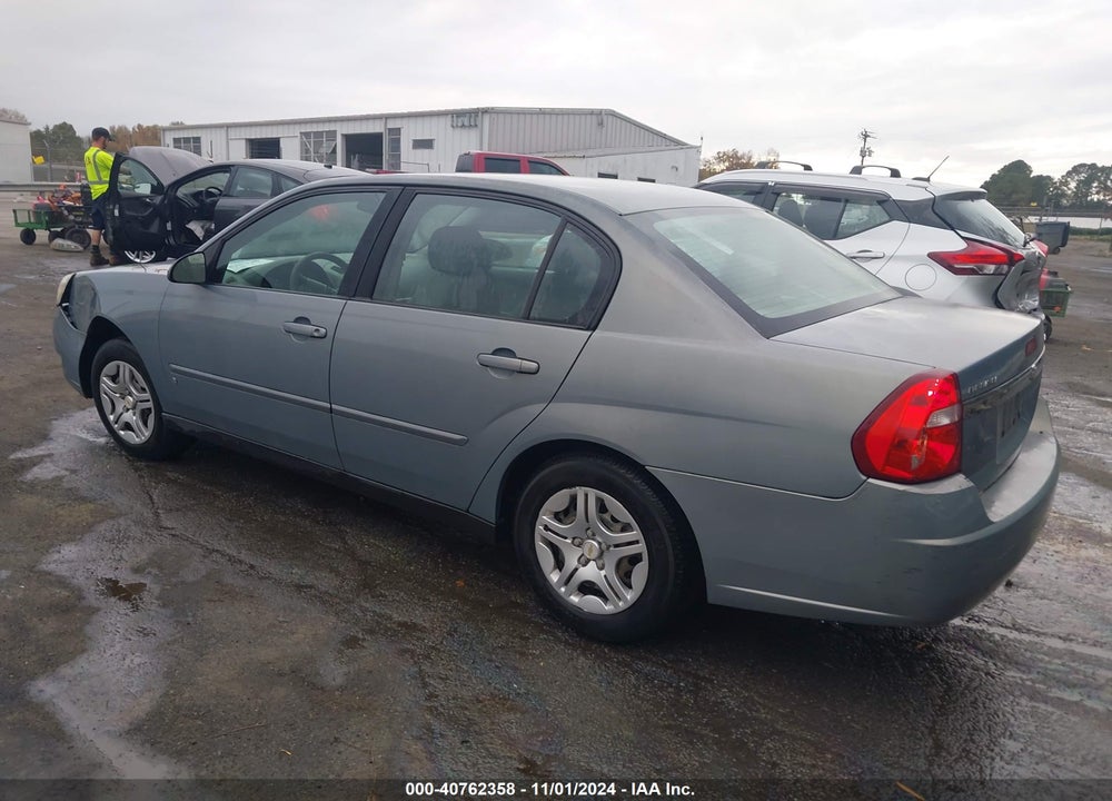 2008 CHEVROLET MALIBU CLASSIC LS VIN: 1G1ZS58F18F127641