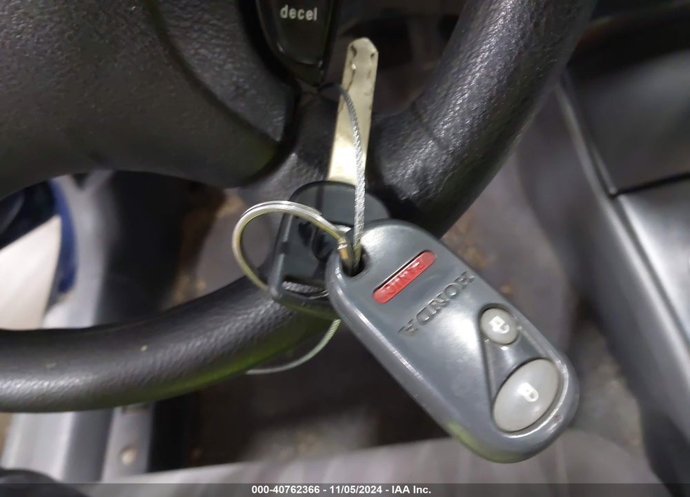 2005 HONDA CIVIC LX VIN: JHMES16555S000465