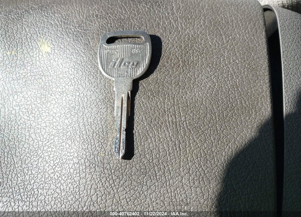 2006 CHEVROLET EQUINOX LS VIN: 2CNDL13F866206712