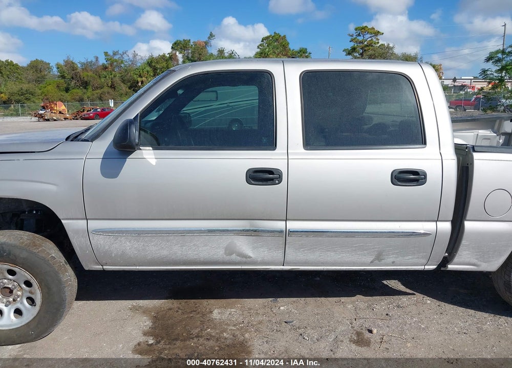 2007 GMC SIERRA 1500 CLASSIC SL VIN: 2GTEC13V371100585