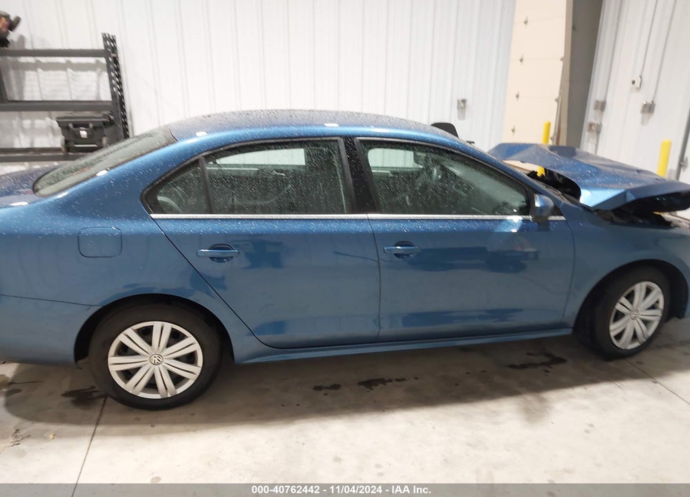 2017 VOLKSWAGEN JETTA 1.4T S VIN: 3VW2B7AJ3HM262068