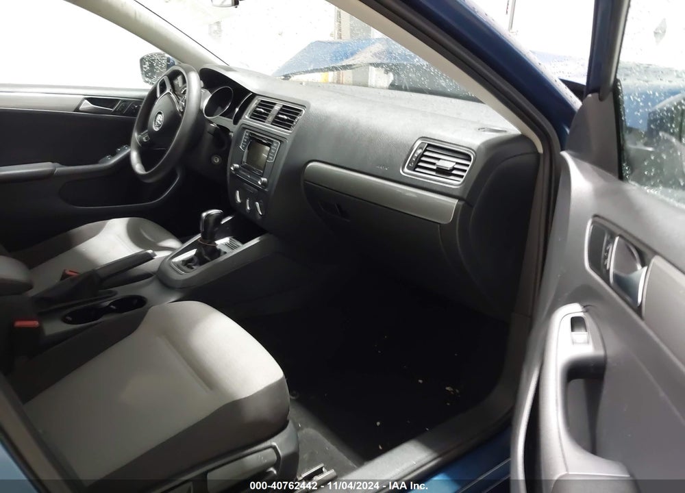 2017 VOLKSWAGEN JETTA 1.4T S VIN: 3VW2B7AJ3HM262068