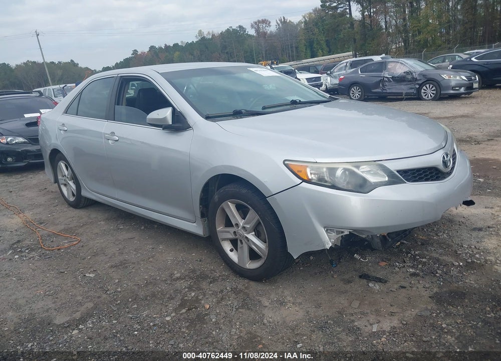 2014 TOYOTA CAMRY SE VIN: 4T1BF1FKXEU823570