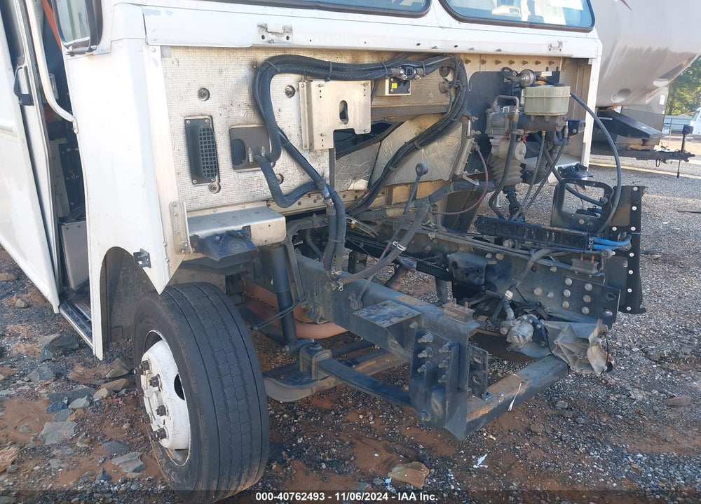 2014 FREIGHTLINER CHASSIS M LINE WALK-IN VAN VIN: 4UZAC3DV7ECFW4428