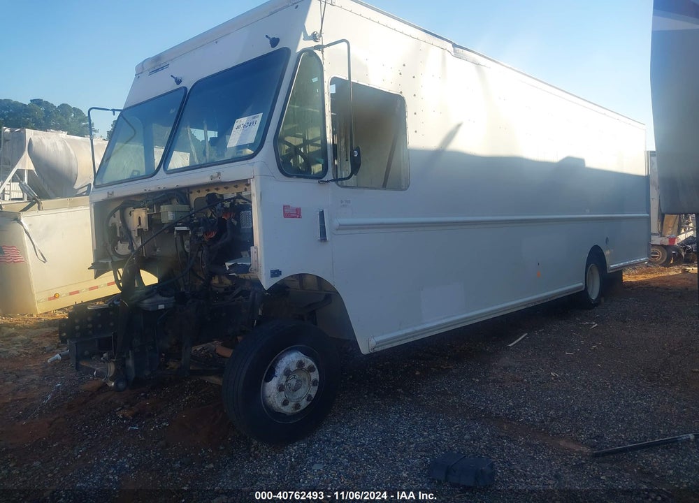 2014 FREIGHTLINER CHASSIS M LINE WALK-IN VAN VIN: 4UZAC3DV7ECFW4428
