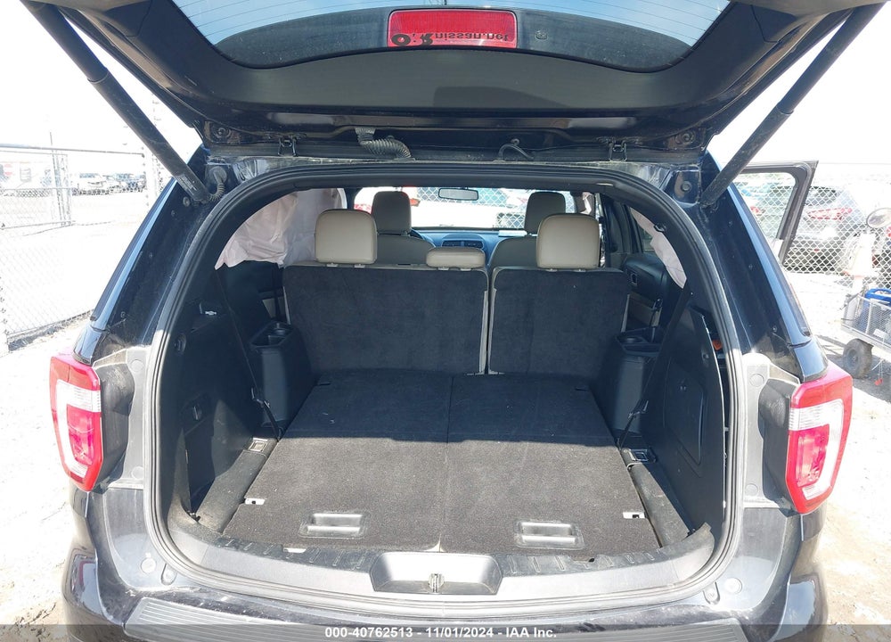2019 FORD EXPLORER XLT VIN: 1FM5K7D8XKGA36955