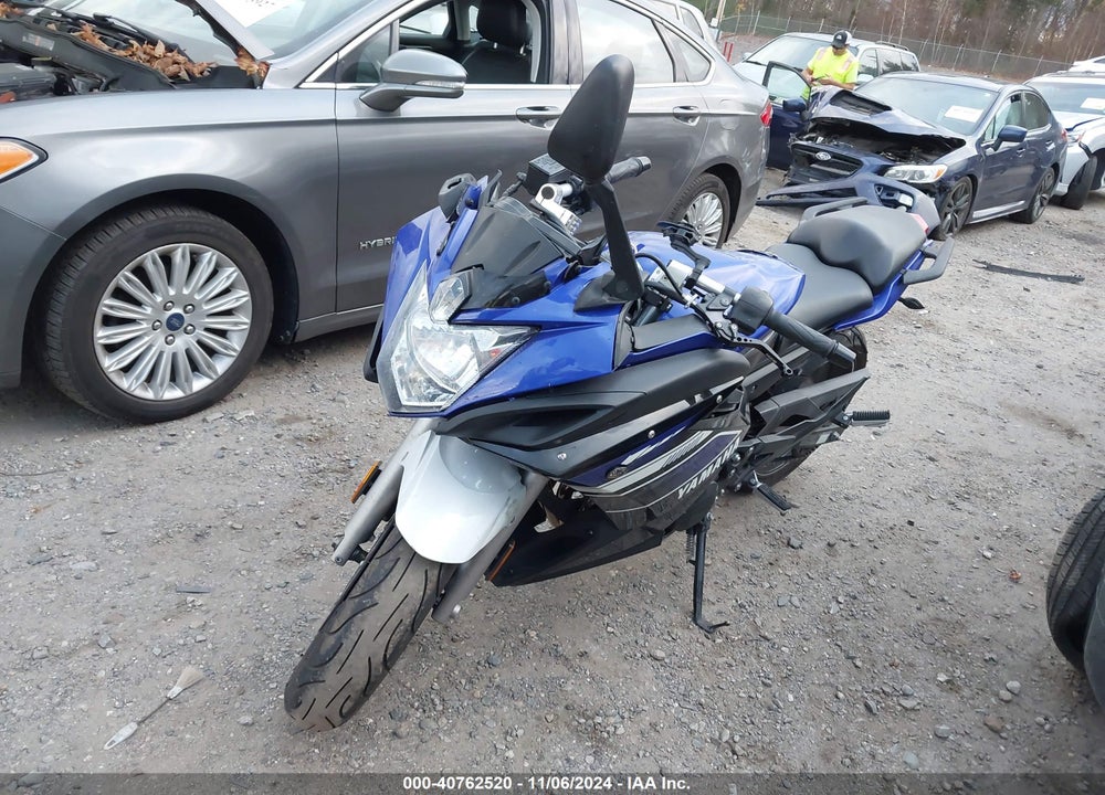2013 YAMAHA FZ6 R VIN: JYARJ18E7DA011311