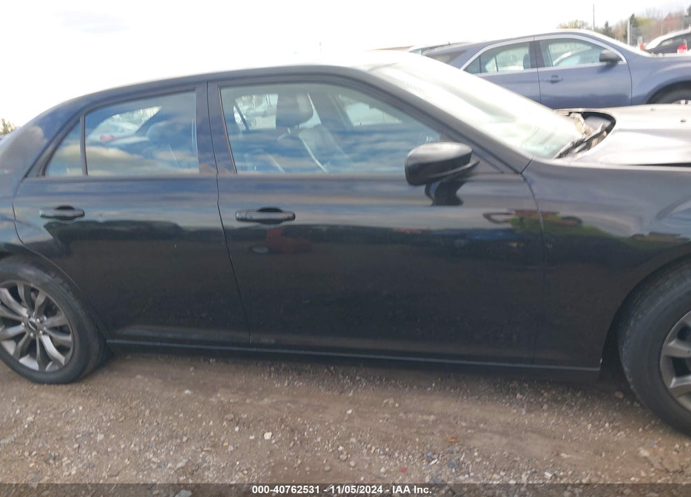 2014 CHRYSLER 300 VIN: 2C3CCAGG1EH323140