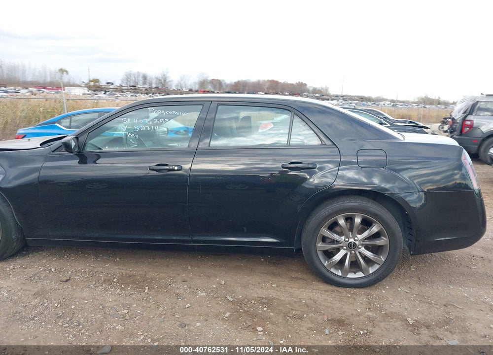 2014 CHRYSLER 300 VIN: 2C3CCAGG1EH323140
