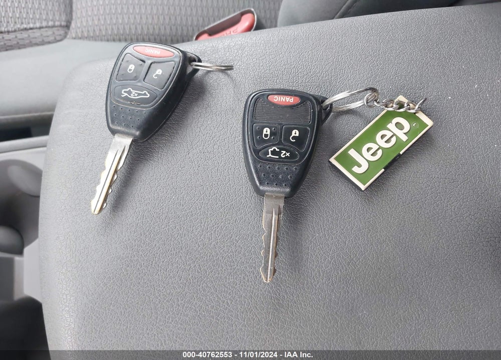 2006 JEEP COMMANDER VIN: 1J8HG48N96C288848