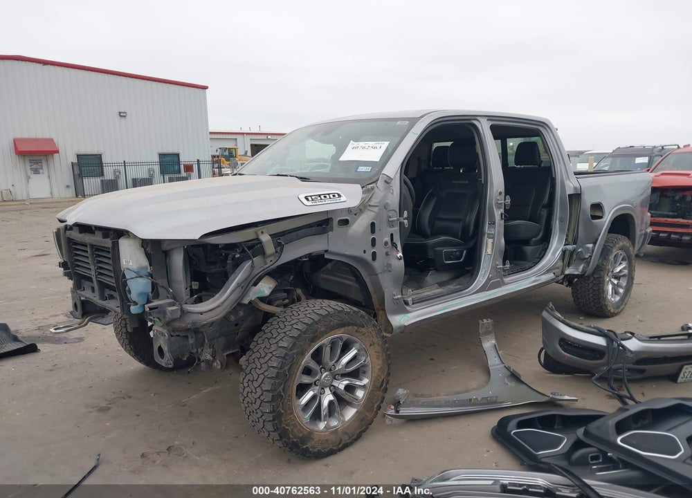 2022 RAM 1500 LAIE  4X4 5'7 BOX VIN: 1C6SRFJT4NN128852