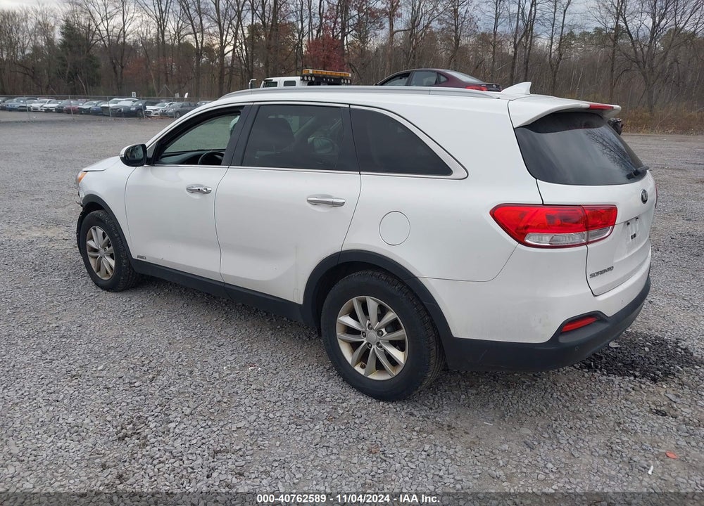 2017 KIA SORENTO 2.4L LX VIN: 5XYPGDA33HG291674