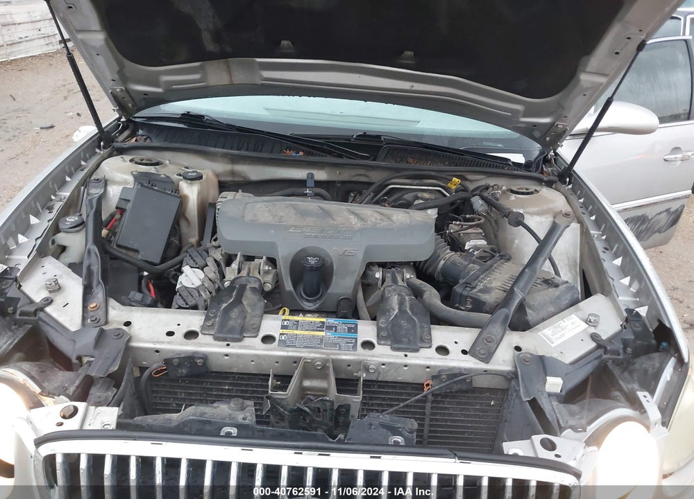 2008 BUICK LACROSSE CX VIN: 2G4WC582X81181415