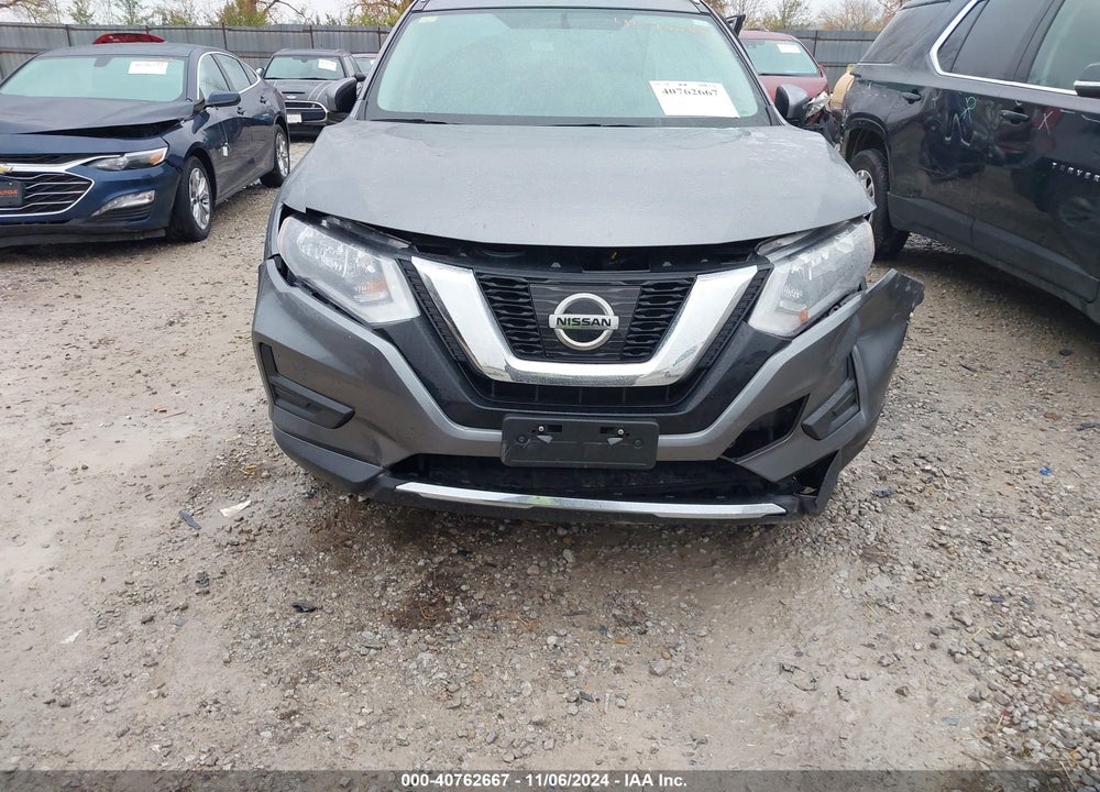 2017 NISSAN ROGUE SV VIN: KNMAT2MV6HP597333