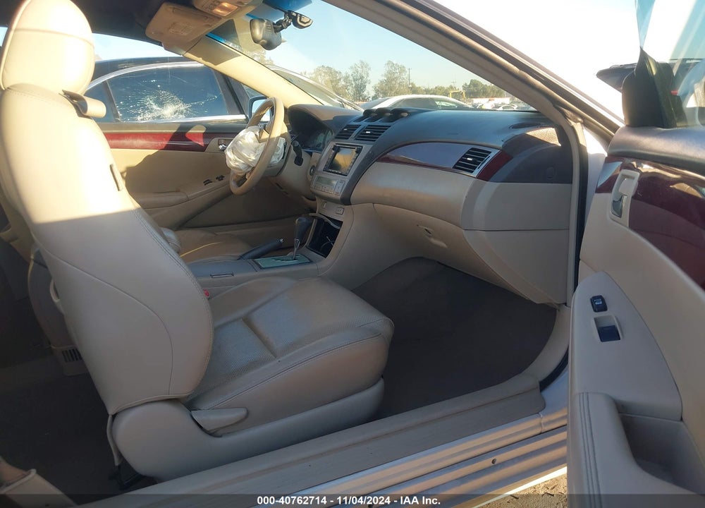 2005 TOYOTA CAMRY SOLARA SLE VIN: 4T1FA38P95U055343