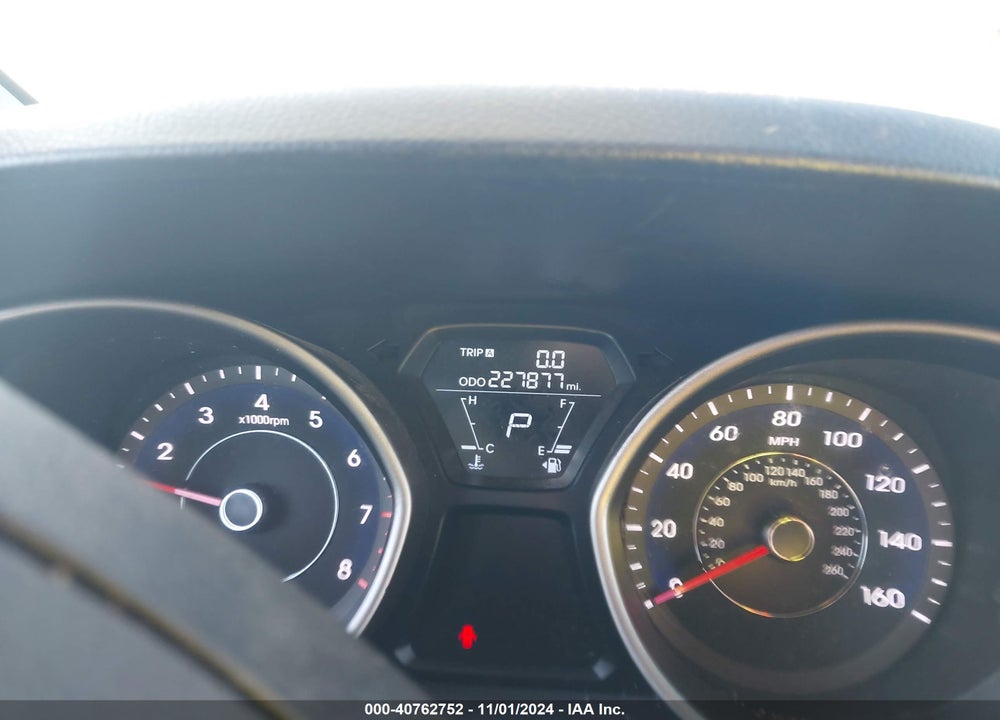 2011 HYUNDAI ELANTRA GLS VIN: 5NPDH4AE9BH057346