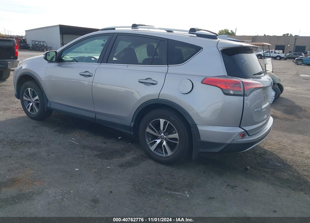 2016 TOYOTA RAV4 XLE VIN: 2T3RFREV7GW511824