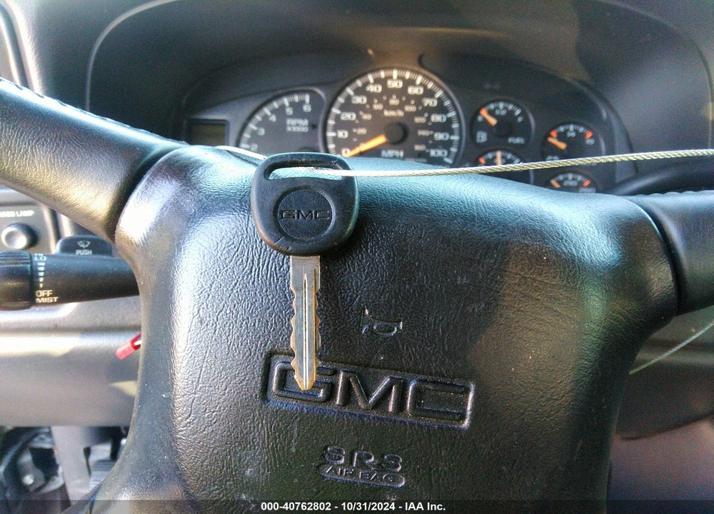 2002 GMC SIERRA 1500 SLE VIN: 2GTEK19T421252148
