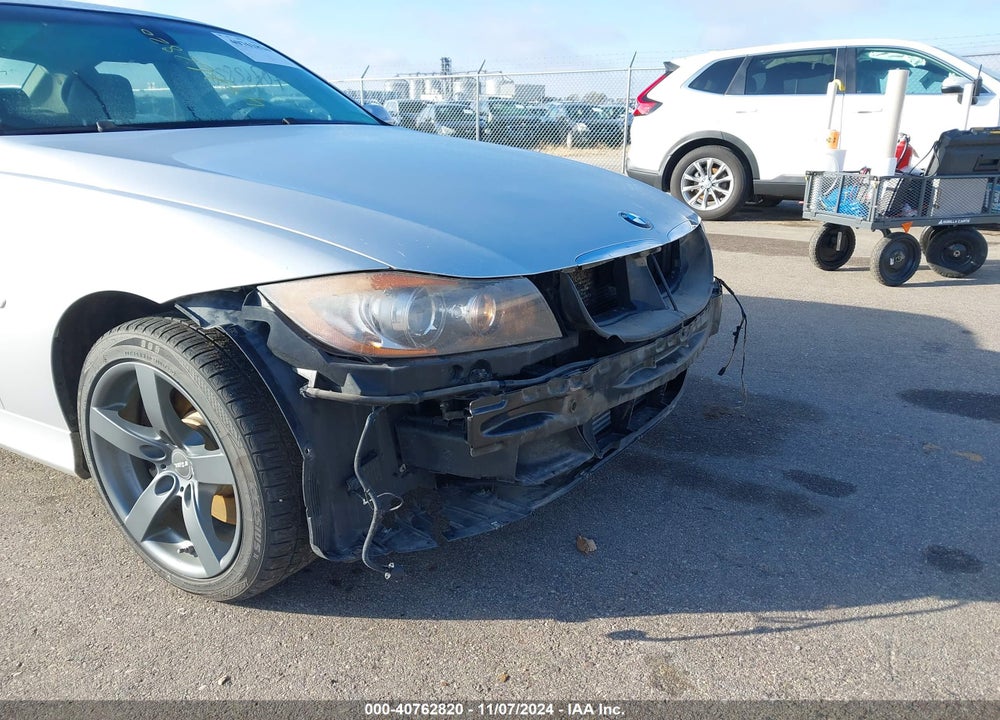 2007 BMW 335XI VIN: WBAVD53597A008596