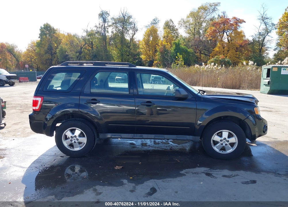 2011 FORD ESCAPE XLS VIN: 1FMCU0C7XBKB44135