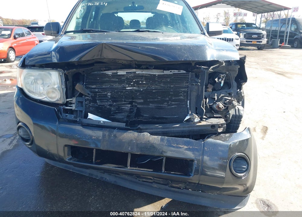 2011 FORD ESCAPE XLS VIN: 1FMCU0C7XBKB44135