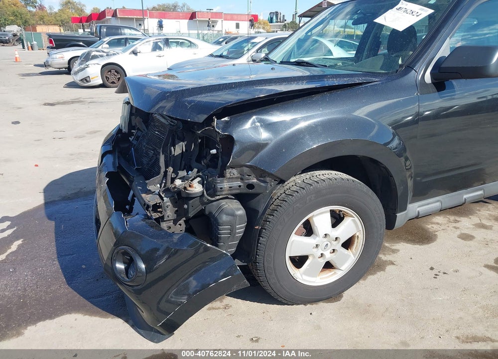 2011 FORD ESCAPE XLS VIN: 1FMCU0C7XBKB44135