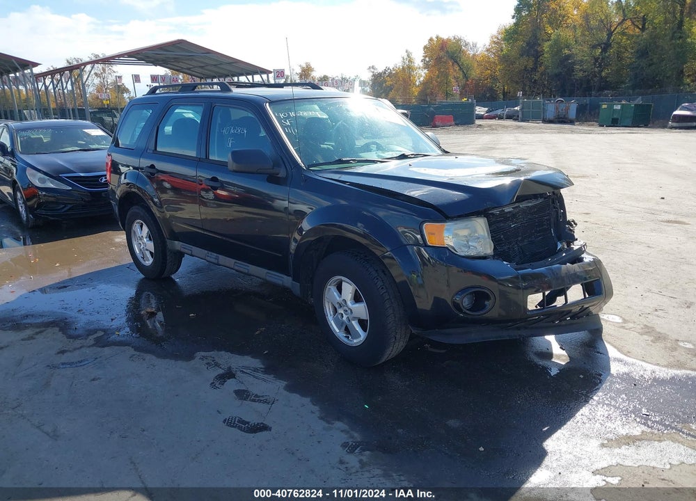 2011 FORD ESCAPE XLS VIN: 1FMCU0C7XBKB44135