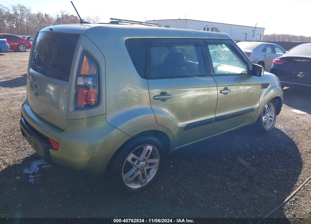 2011 KIA SOUL VIN: KNDJT2A26B7240493