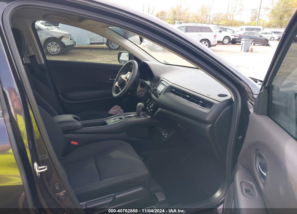 2018 HONDA HR-V LX VIN: 3CZRU5H37JM713509