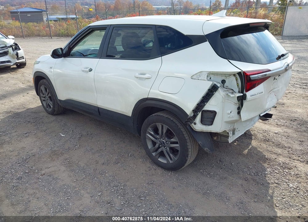 2021 KIA SELTOS LX VIN: KNDEPCAA2M7080778