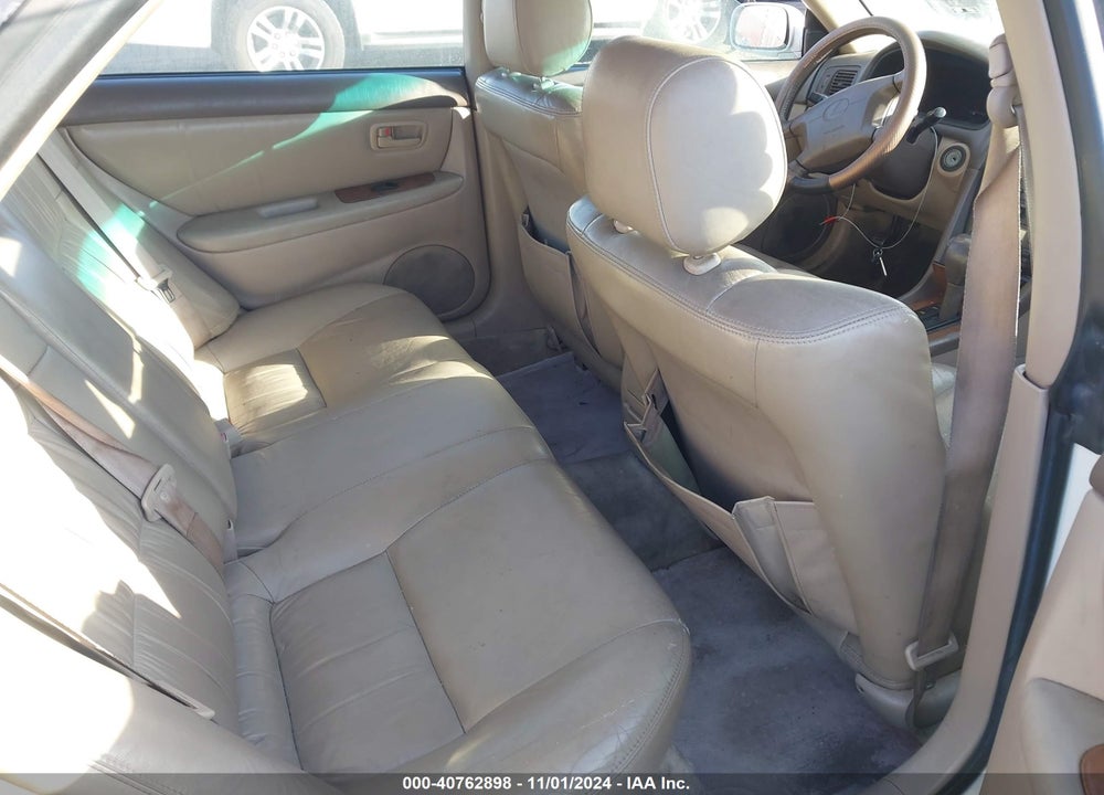 1998 LEXUS ES 300 VIN: JT8BF28G9W0145145