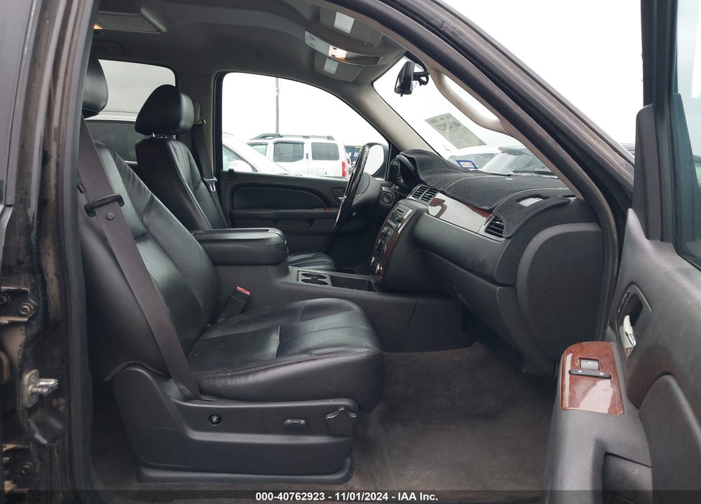 2012 CHEVROLET SUBURBAN 1500 LT VIN: 1GNSCJE06CR146165