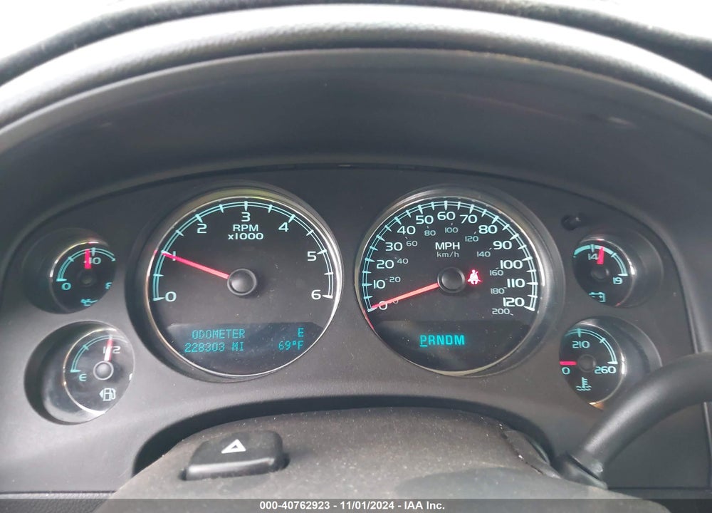 2012 CHEVROLET SUBURBAN 1500 LT VIN: 1GNSCJE06CR146165