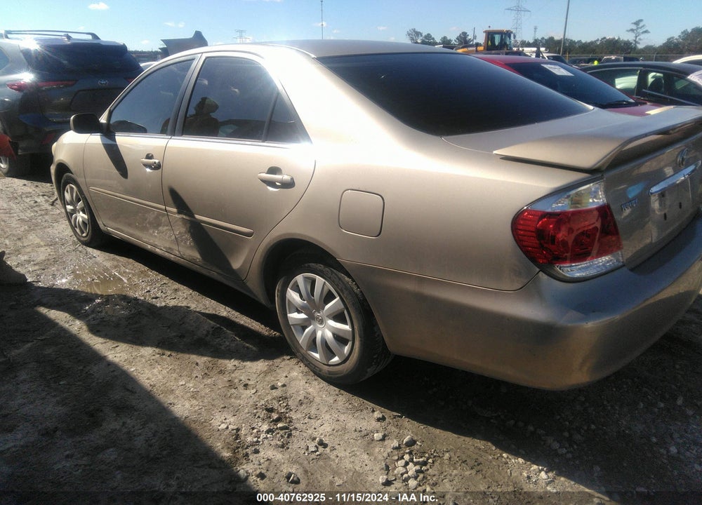 2005 TOYOTA CAMRY LE VIN: 4T1BE30K55U075611