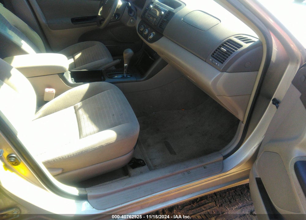 2005 TOYOTA CAMRY LE VIN: 4T1BE30K55U075611