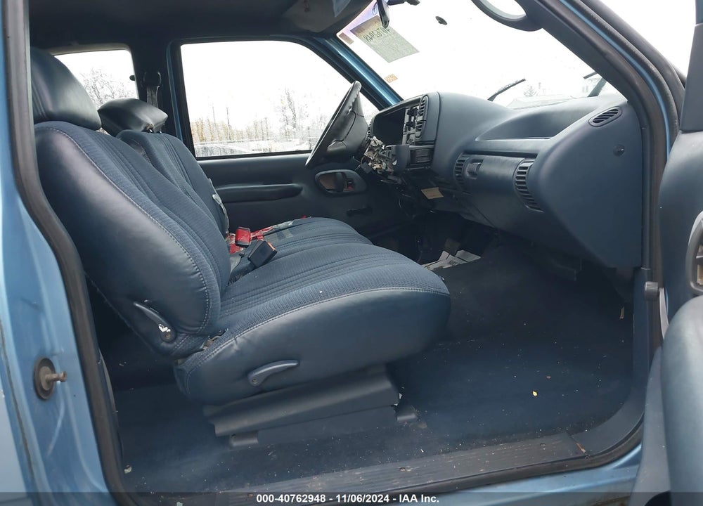 1996 GMC SIERRA C1500 VIN: 2GTEC19W7T1542974