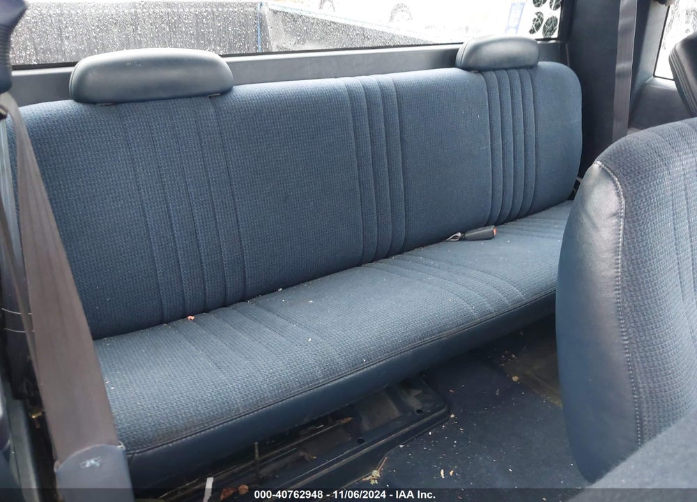 1996 GMC SIERRA C1500 VIN: 2GTEC19W7T1542974