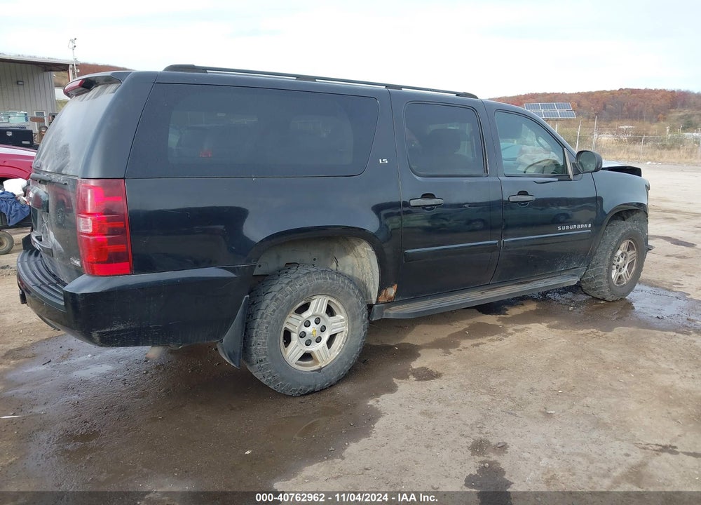 2007 CHEVROLET SUBURBAN 1500 LS VIN: 1GNFK16357J197321