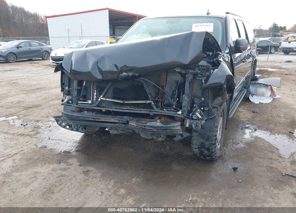 2007 CHEVROLET SUBURBAN 1500 LS VIN: 1GNFK16357J197321