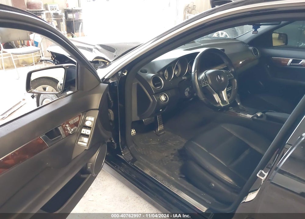 2012 MERCEDES-BENZ C 300 LUXURY 4MATIC/SPORT 4MATIC VIN: WDDGF8BB8CA643758