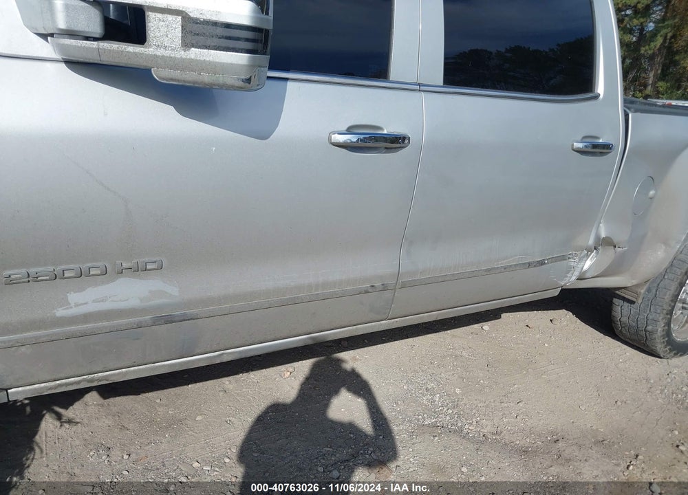 2015 CHEVROLET SILVERADO 2500HD LTZ VIN: 1GC1KWE88FF635182
