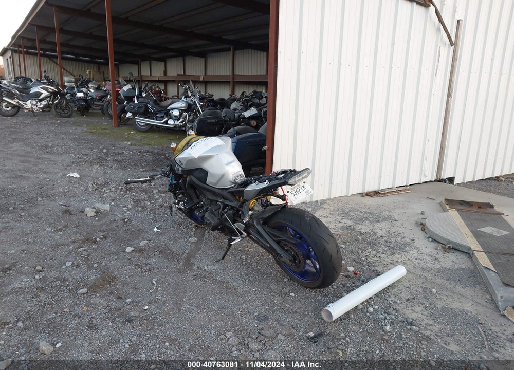 2015 YAMAHA FZ09 VIN: JYARN33E6FA008443